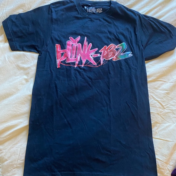 Tops - Authentic Blink-182 Graphic Tee